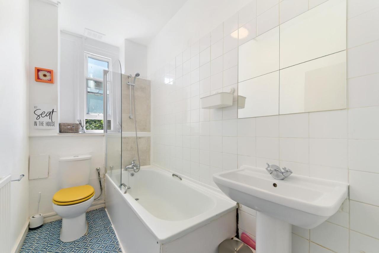 Maidavale 2 Bed Apartment - Sleeps 6 London Exteriör bild